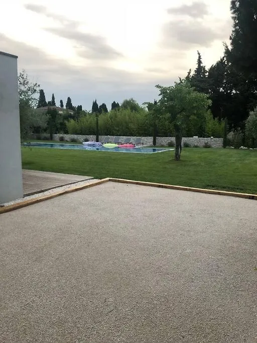 ノヴ Maison Contemporaine & Piscineヴィラ